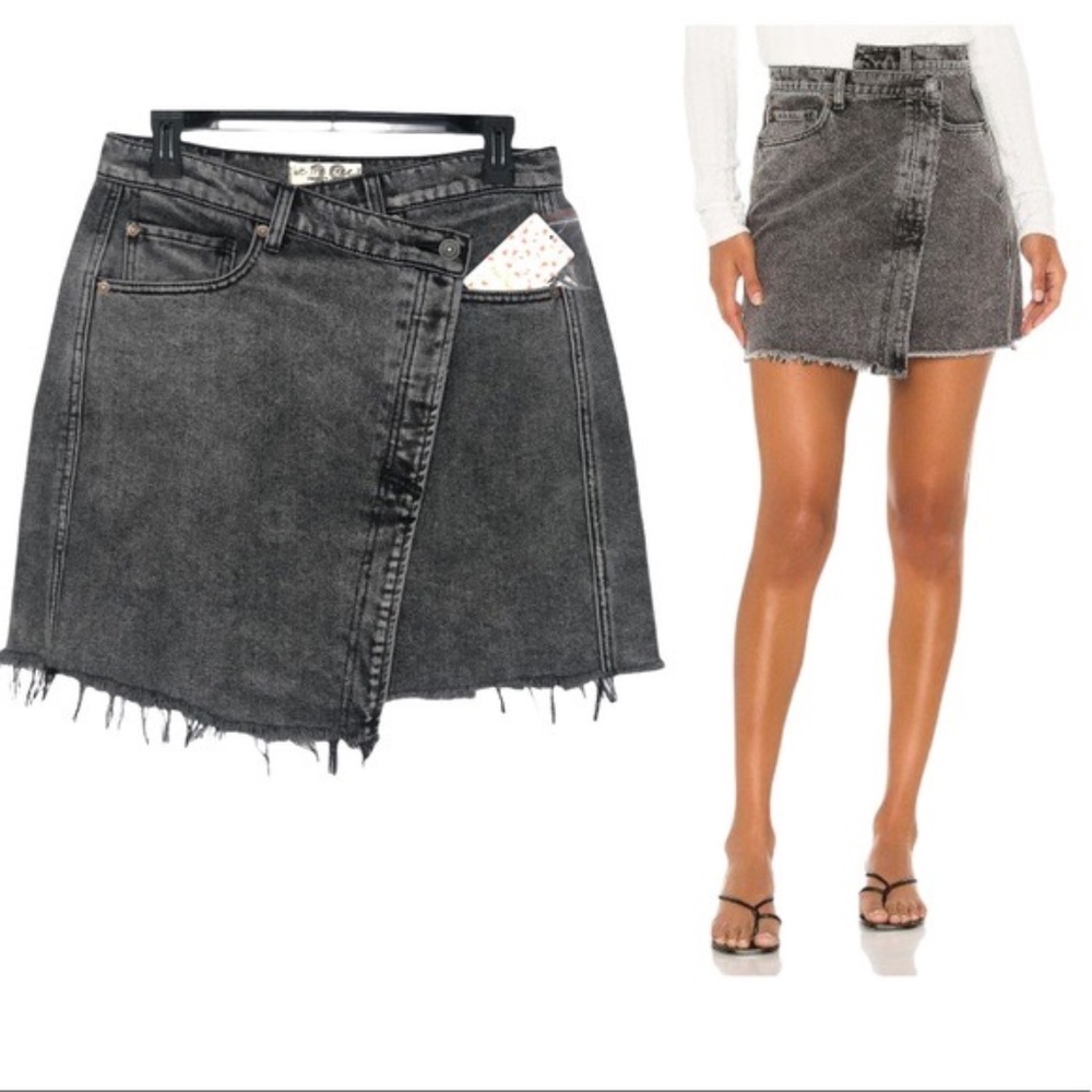 NEW Free People Parker Wrap Skirt BLACK DISTRESSED HEM A LINE DENIM SIZE 25 - Picture 4 of 6